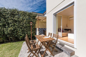 GuestReady - City & Beach Garden Home